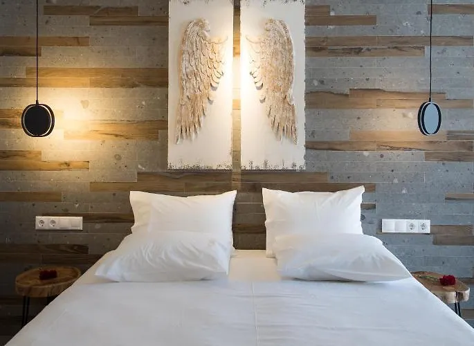 影城品牌酒店 3*