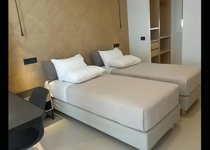 影城品牌酒店 3*